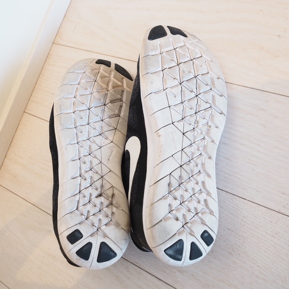 Nike Free Runs Running Shoes - Picture 3 of 3